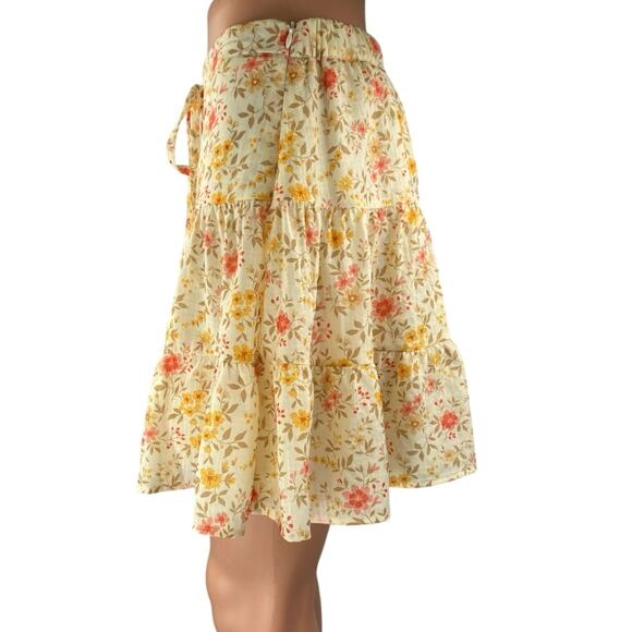 Princess Polly Multicolor Floral Button Tiered Mini A-Line Flared Skirt Size 6 - Picture 2 of 5